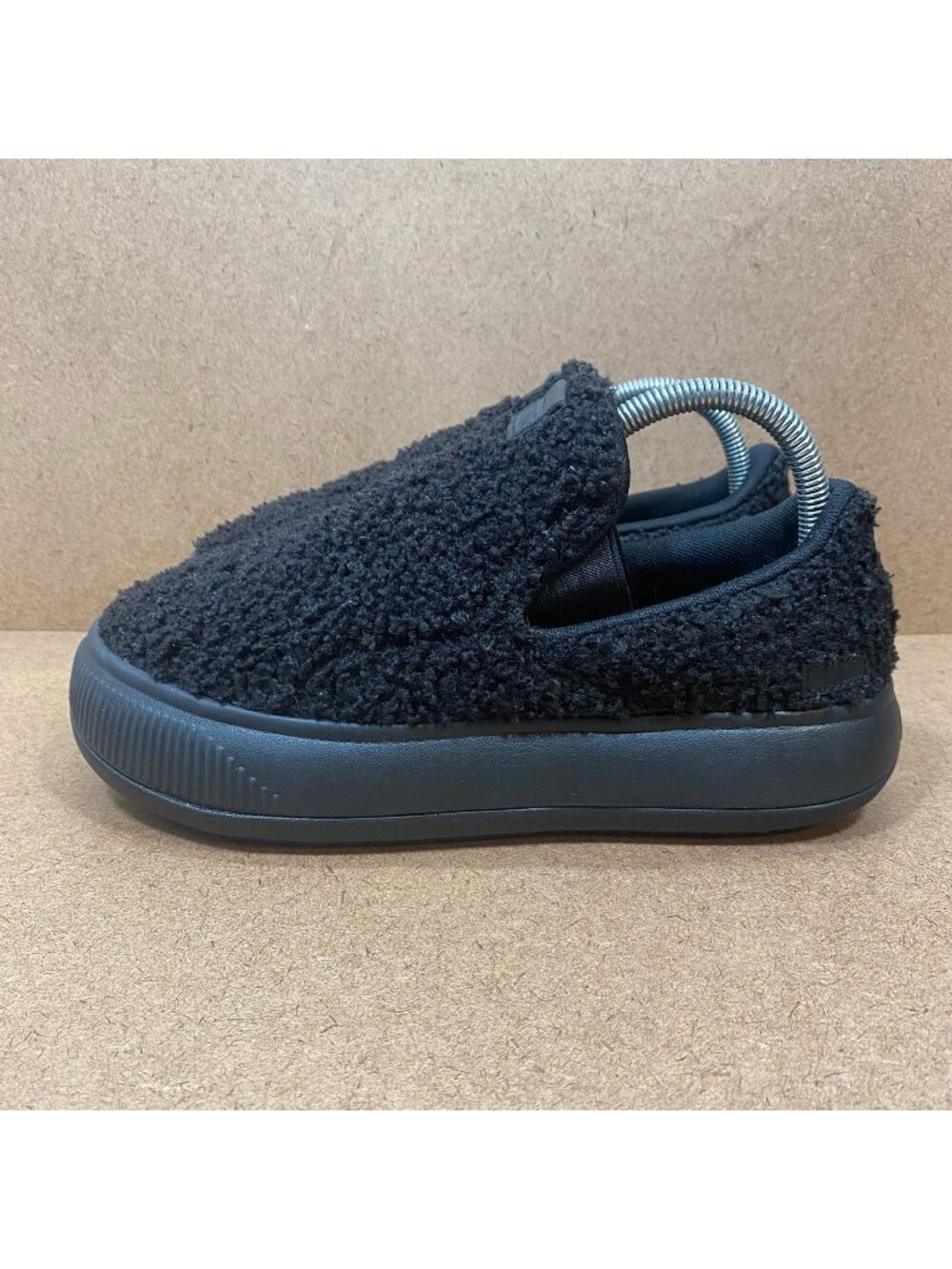 Puma Womens Suede Mayu Slip-On Teddy Sneakers Black Size 8.5 Warm Cozy Footwear